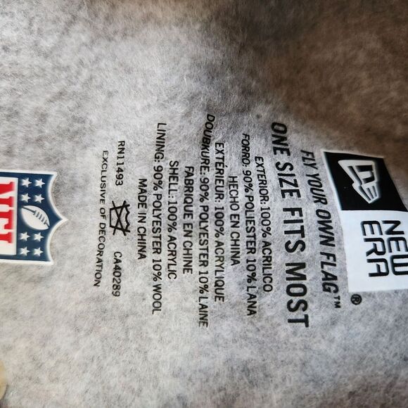 Denver Broncos NFL New Era Unisex Beanie Knit Cuffed Hat Pom Pom Striped - Picture 4 of 9